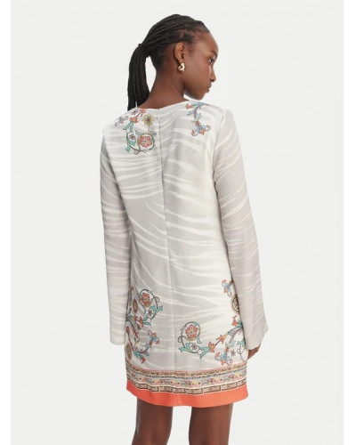 Vestido de Just Cavalli con escote de pico